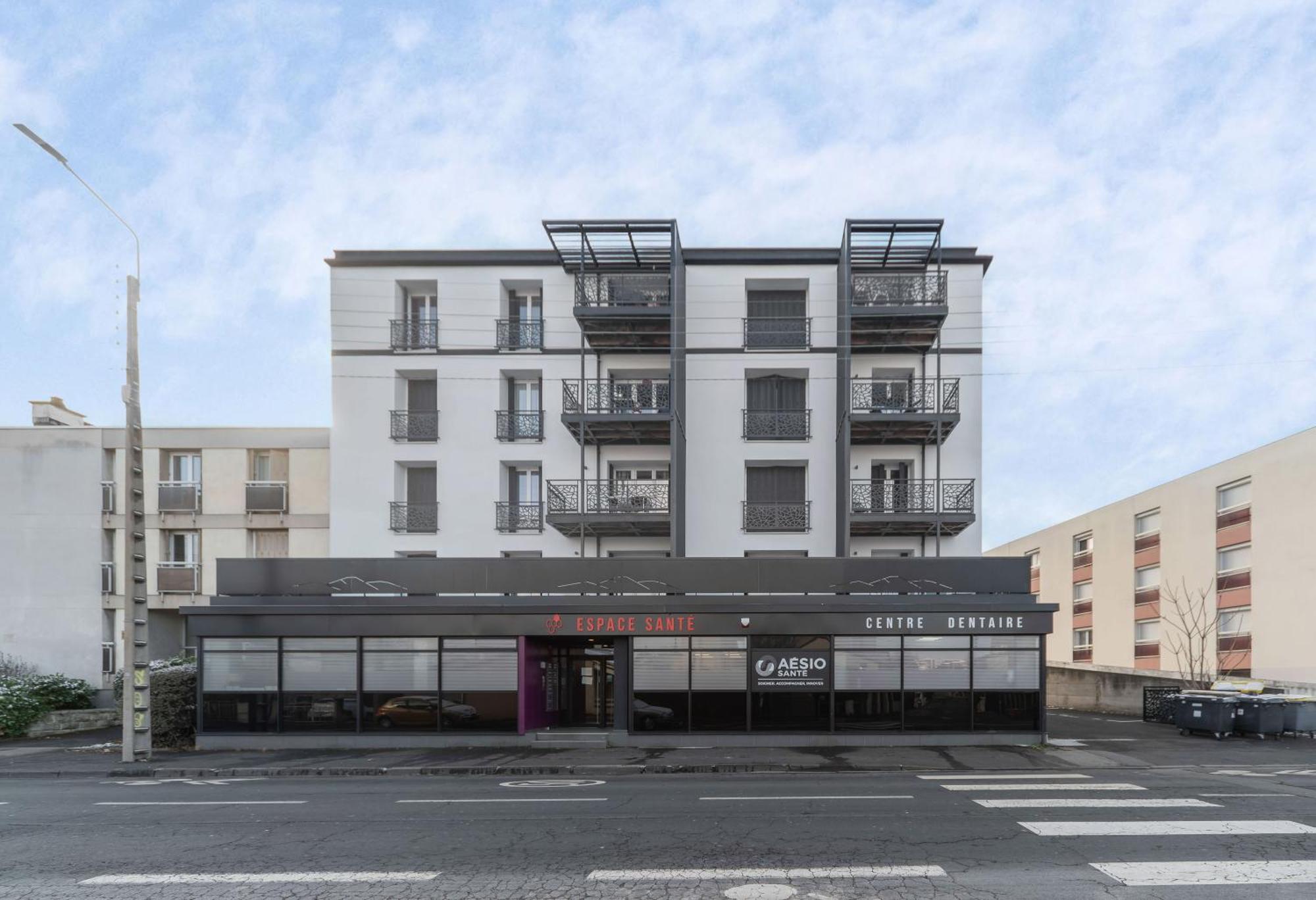 Residence Leon Blum - Appartements Design - Parking クレルモン・フェラン エクステリア 写真