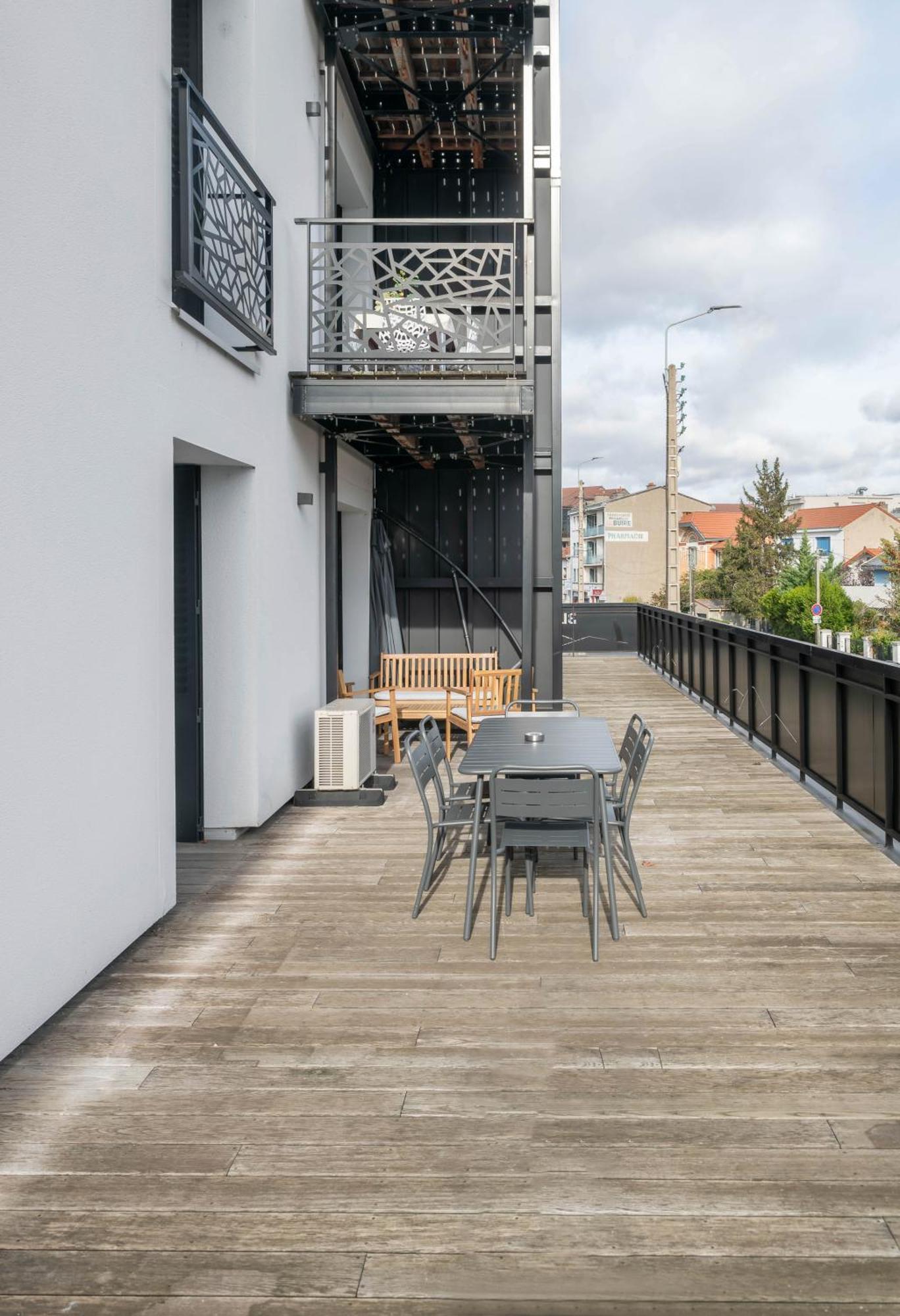 Residence Leon Blum - Appartements Design - Parking クレルモン・フェラン エクステリア 写真